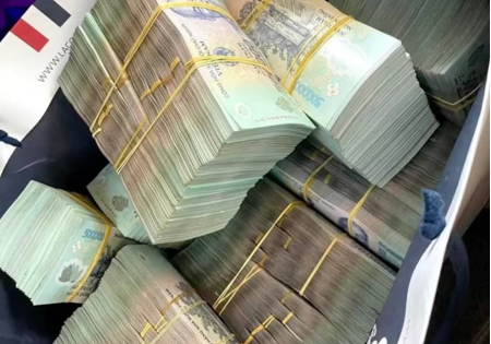 Hết thời mang tiền mặt đi giao dịch bất động sản