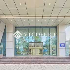 anh-loi-ra-vao-toa-nha-trico-building_1717660054.jpg