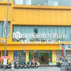 anh-trung-canh-toa-nha-cho-thue-van-phong-424-nguyen-trai_1785568332.jpg